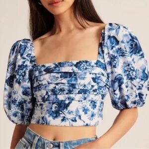 Abercrombie & Fitch Emerson Cropped Top